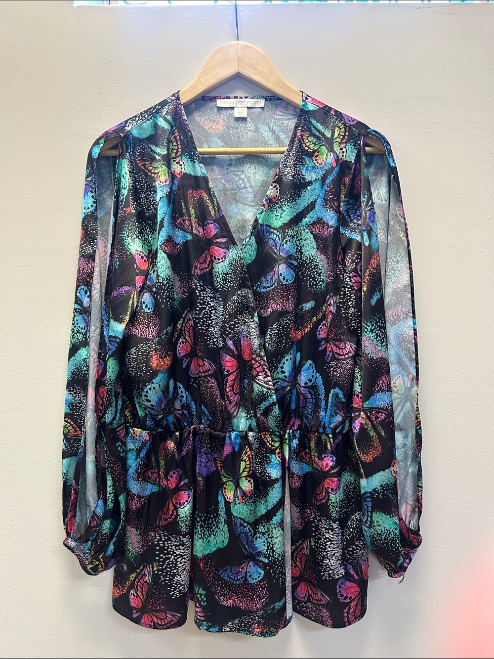Boston Proper Long Sleeve Cutout Butterfly Print Wrap Top